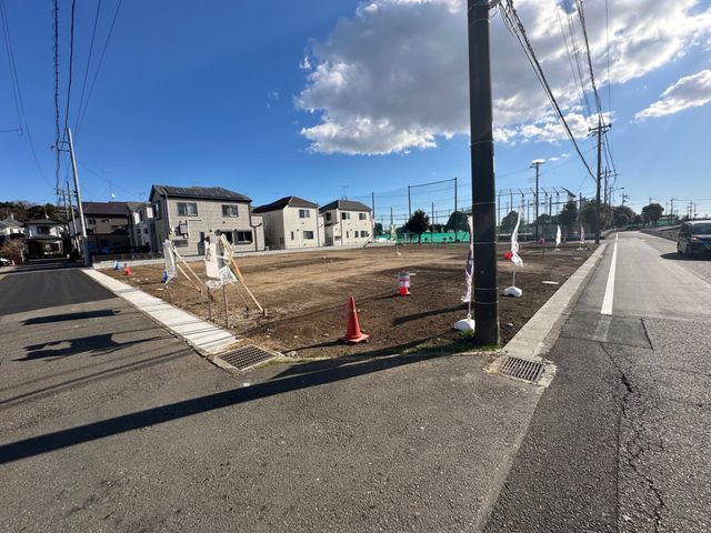 外観:駐車場