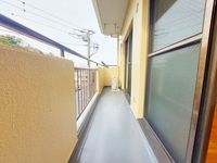 バルコニー: