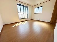 寝室:
