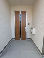 玄関: