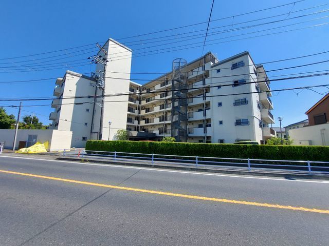 外観: