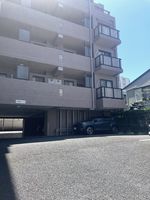 駐車場:
