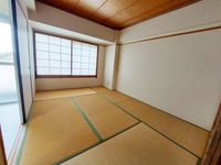 寝室: