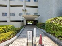 エントランス: