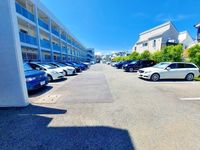 駐車場: