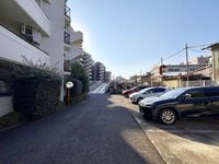 駐車場:
