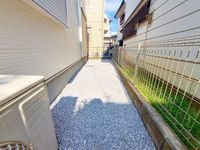 その他: