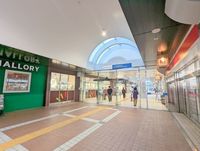 周辺環境:いずみ中央駅(相鉄 いずみ野線) 徒歩4分。いずみ中央駅 350m