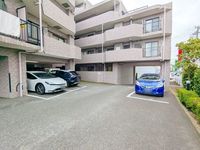 駐車場:
