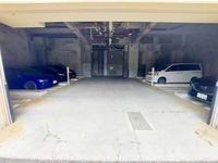駐車場:
