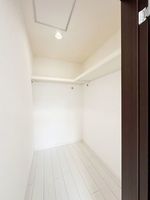 収納: