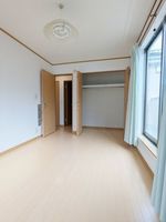 寝室: