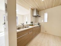 キッチン:リビング