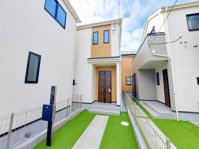 外観:【全4棟！カースペース2台可！ZEH水準の家、住宅性能評価書付き】周辺環境充実の暮らしやすい立地人気の茅ヶ崎駅は徒歩24分、バス7分「町屋」停歩9分