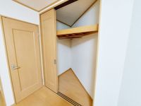 収納:2階納戸収納