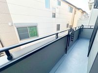 バルコニー: