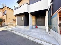 駐車場:エントランス