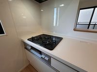 キッチン:三口コンロ