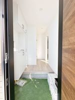 玄関:バルコニー