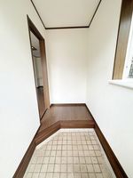 玄関: