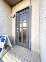 玄関:エントランス