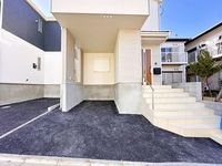 駐車場:エントランス