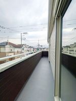 バルコニー: