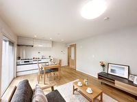 リビング:駐車場