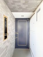 玄関:エントランス