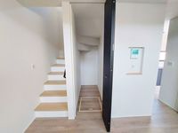 収納:階段下収納