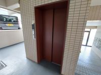 その他:エレベーター