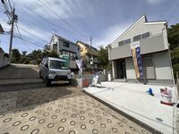 外観:駐車場