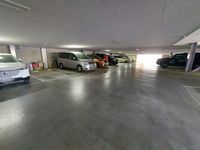 駐車場: