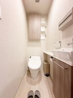 トイレ:キッチン