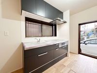 キッチン:バルコニー