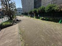 駐車場: