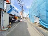 外観:駐車場