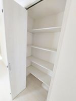 収納: