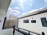 その他: