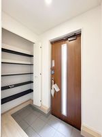 玄関:設備