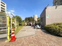 その他: