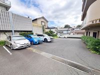 駐車場: