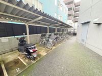 その他: