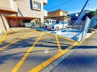 駐車場: