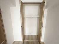 収納: