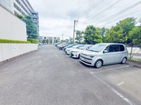 駐車場: